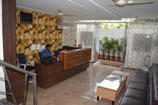 Hôtel Ashirwad Comforts à Kalasa Extérieur photo